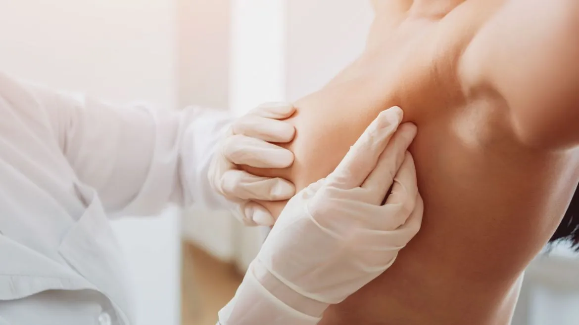 BreastTite : la technique révolutionnaire pour lifter les seins sans cicatrices visibles
